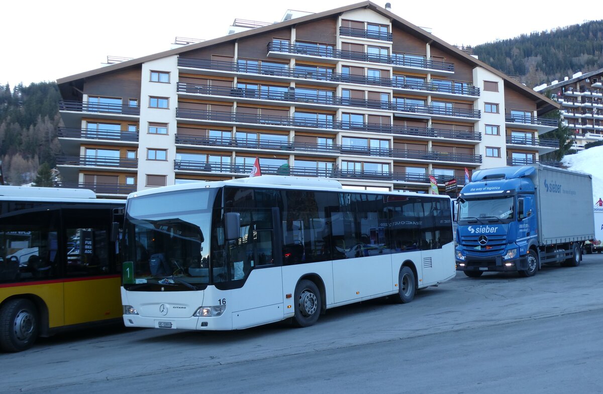 (283'554) - Lathion, Sion - Nr. 16/VS 12'893/PID 5355 - Mercedes (ex TPC Aigle) am 30. Dezember 2025 in Haute-Nendaz, T�l�cabine