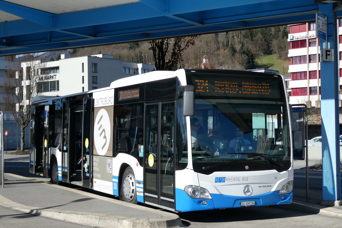 (285'082) - RTB Altst�tten - Nr. 30/SG 309'266 - Mercedes am 26. Februar 2026 beim Bahnhof Heerbrugg