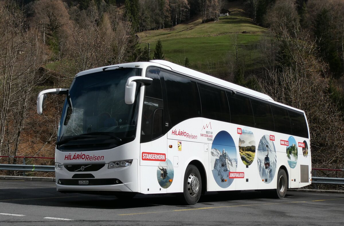 (285'338) - Hil�rio, Sch�tz - LU 254'804 - Volvo am 12. M�rz 2026 in Lauterbrunnen, Parkhaus