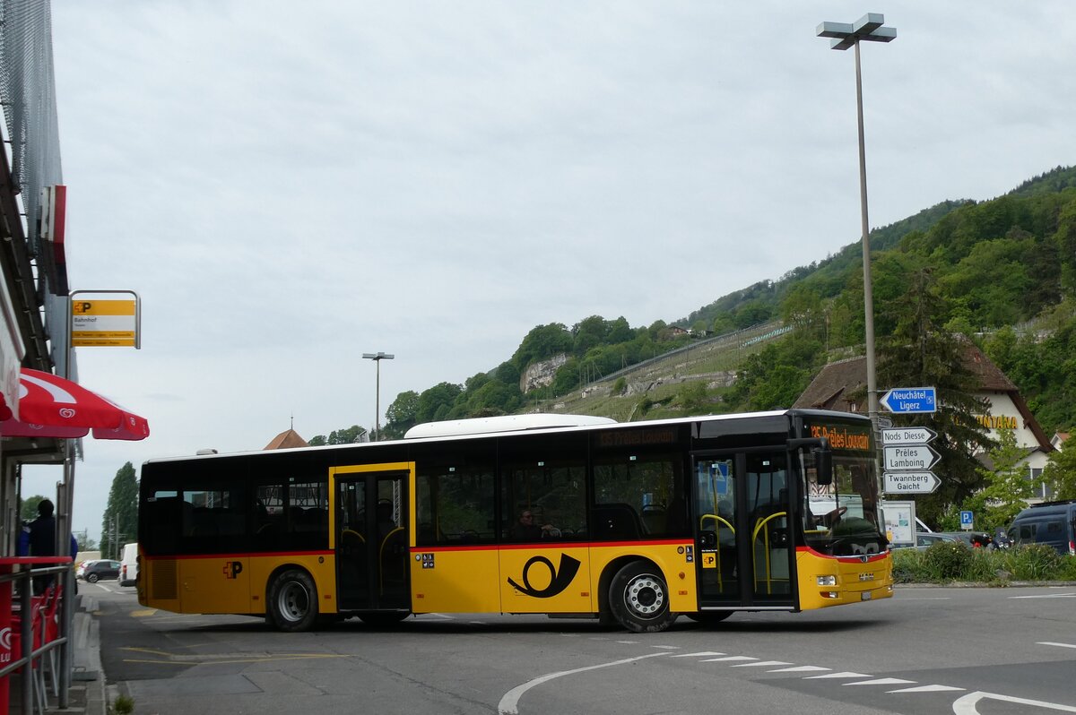 (286'460) - Funi-Car, Biel - Nr. 19/BE 610'619/PID 12'339 - MAN (ex PostAuto Bern; ex Dr. Richar, A-Wien Nr. 1419) am 28. April 2026 beim Bahnhof Twann