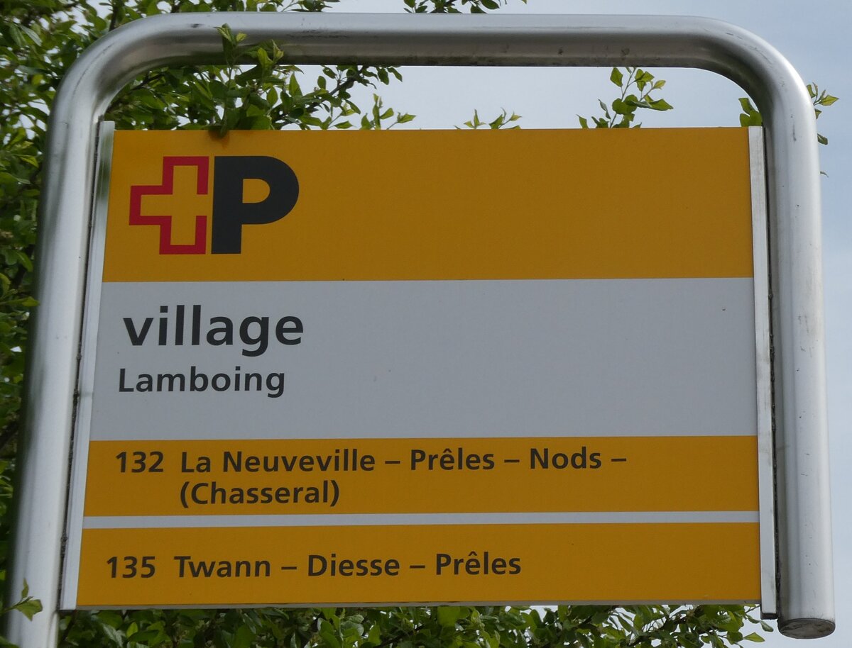 (286'473) - +P-Haltestellenschild - Lamboing, village - am 28. April 2026