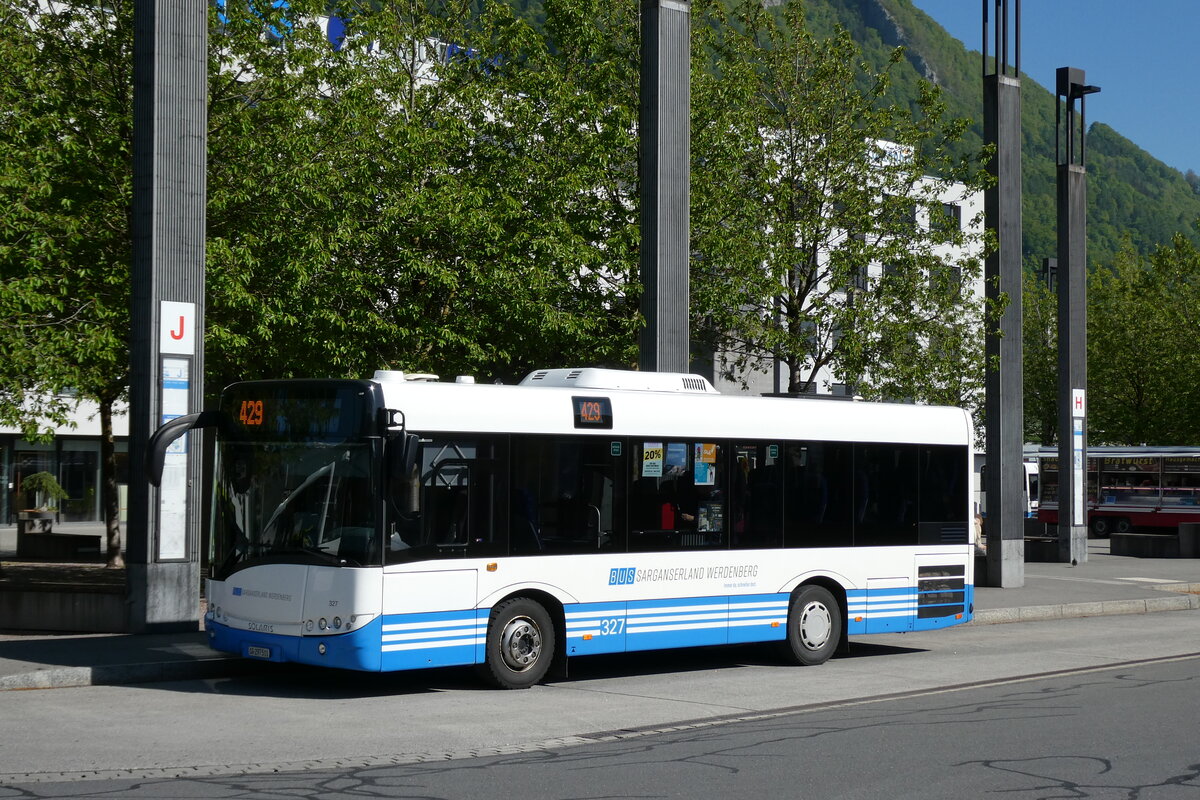 (286'517) - BSW Sargans - Nr. 327/SG 297'511 - Solaris am 30. April 2026 b beim Bahnhof Sargans