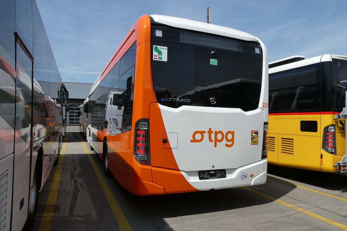 (286'683) - Globe-Limo, Le Lignon - Nr. 2236 - eMercedes am 2. Mai 2026 in Winterthur, Daimler Buses