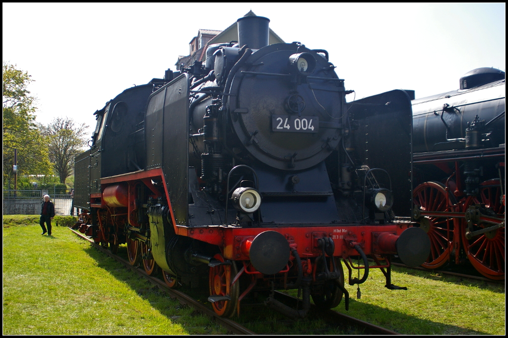 6. Dresdner Dampfloktreffen, 12.04.2014: DR 24 004 wurde 1928 in Schichau gebaut und ist seit 1968 Museumslok. Eigent�mer ist das Verkehrsmuseum Dresden (VMD)