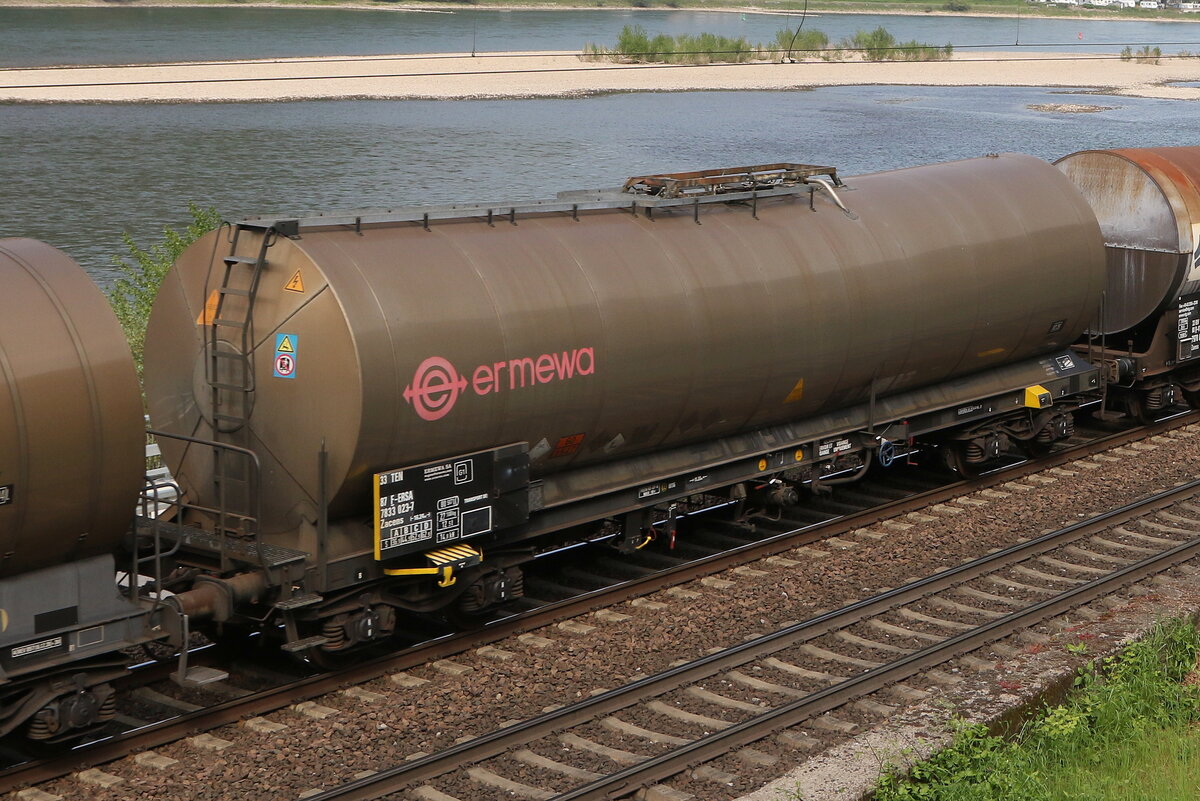 7833 023 (Zacens) von  ERMEWA  am 3. Mai 2022 bei Assmannshausen.