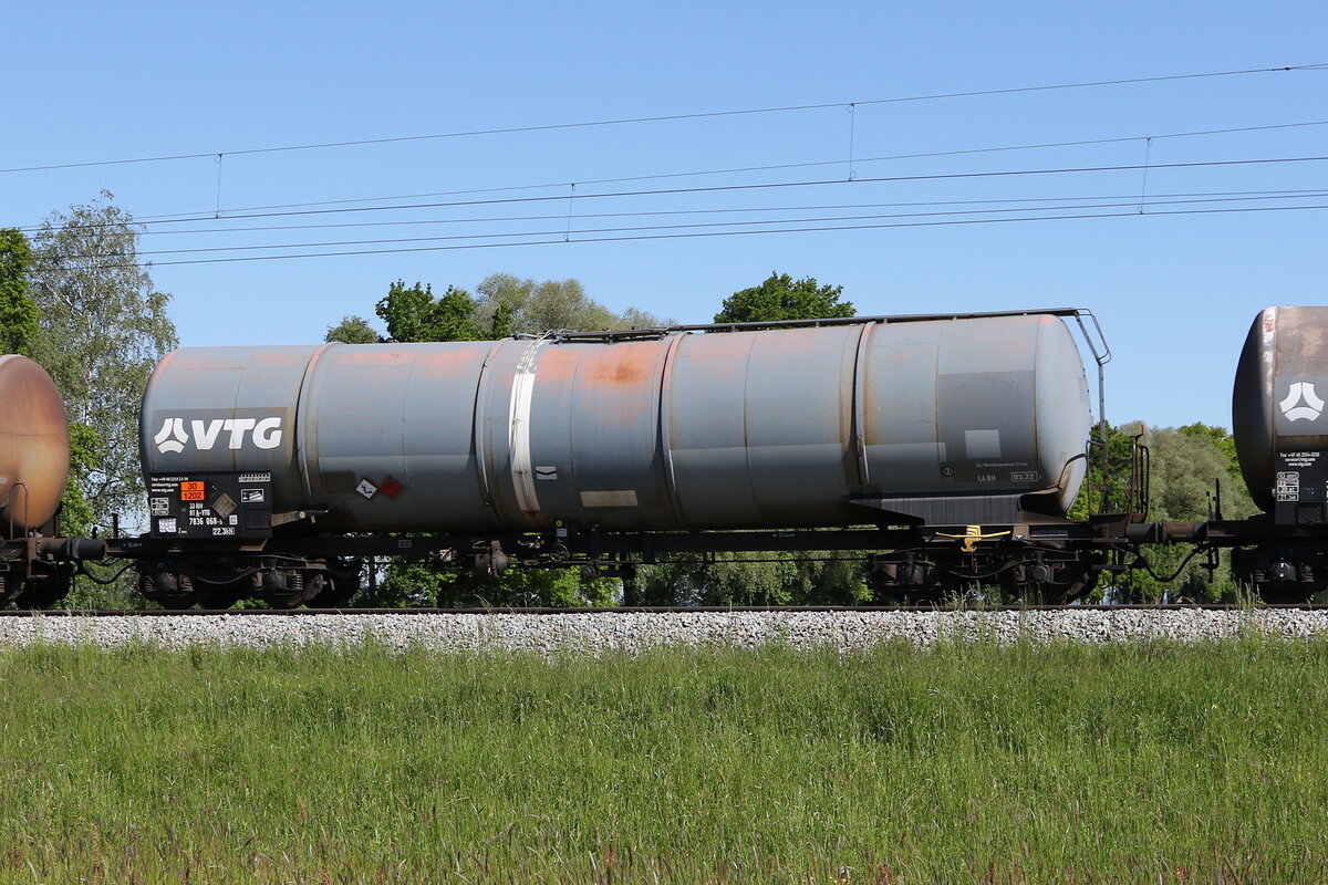 7836 068 (Zans) von  VTG  am 1. Mai 2021 bei bersee.