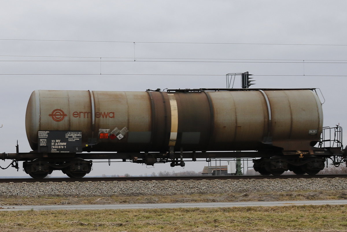7836 070 (Zans) von  ERMEWA  am 28. Dezember 2016 bei bersee am Chiemsee.