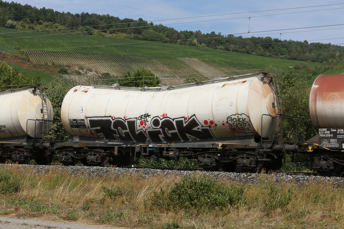7836 149 (Zans) von  ATIR-Rail  am 5. August 2022 bei Thngersheim.