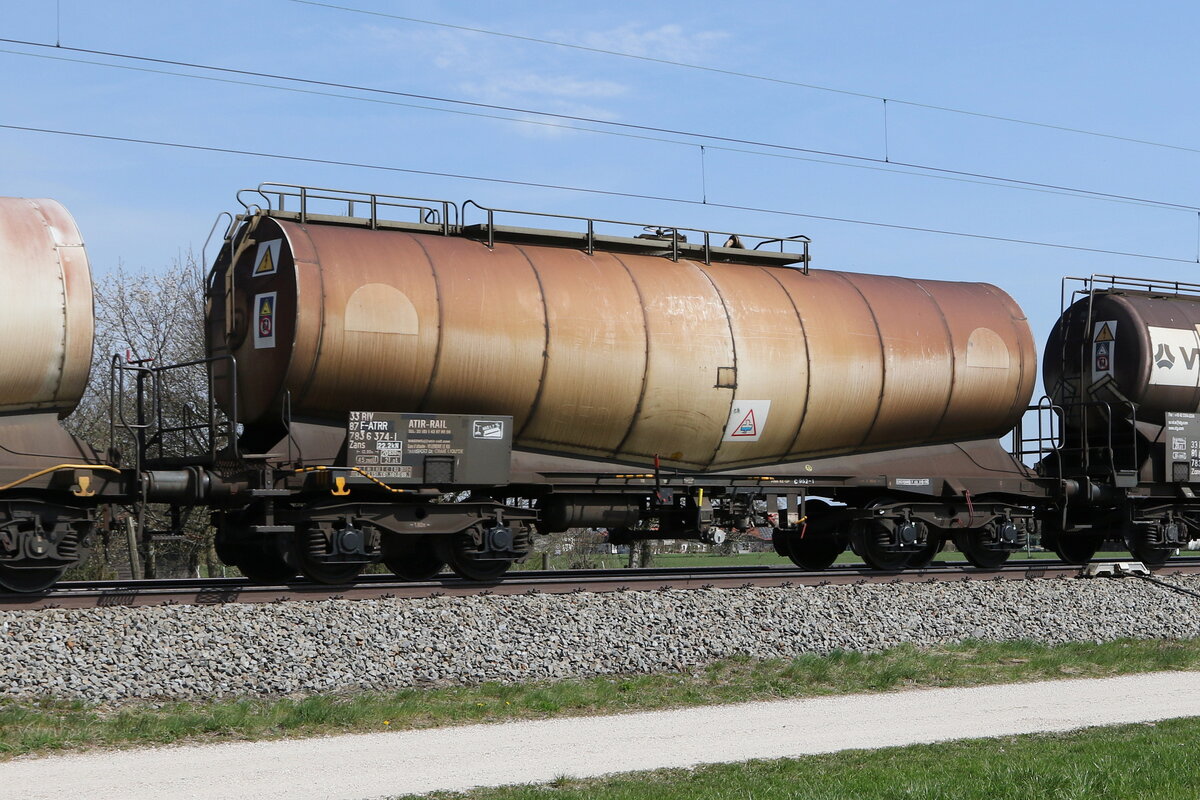 7836 374 (Zans) von  ATIR-Rail  am 14. April 2022 bei bersee.