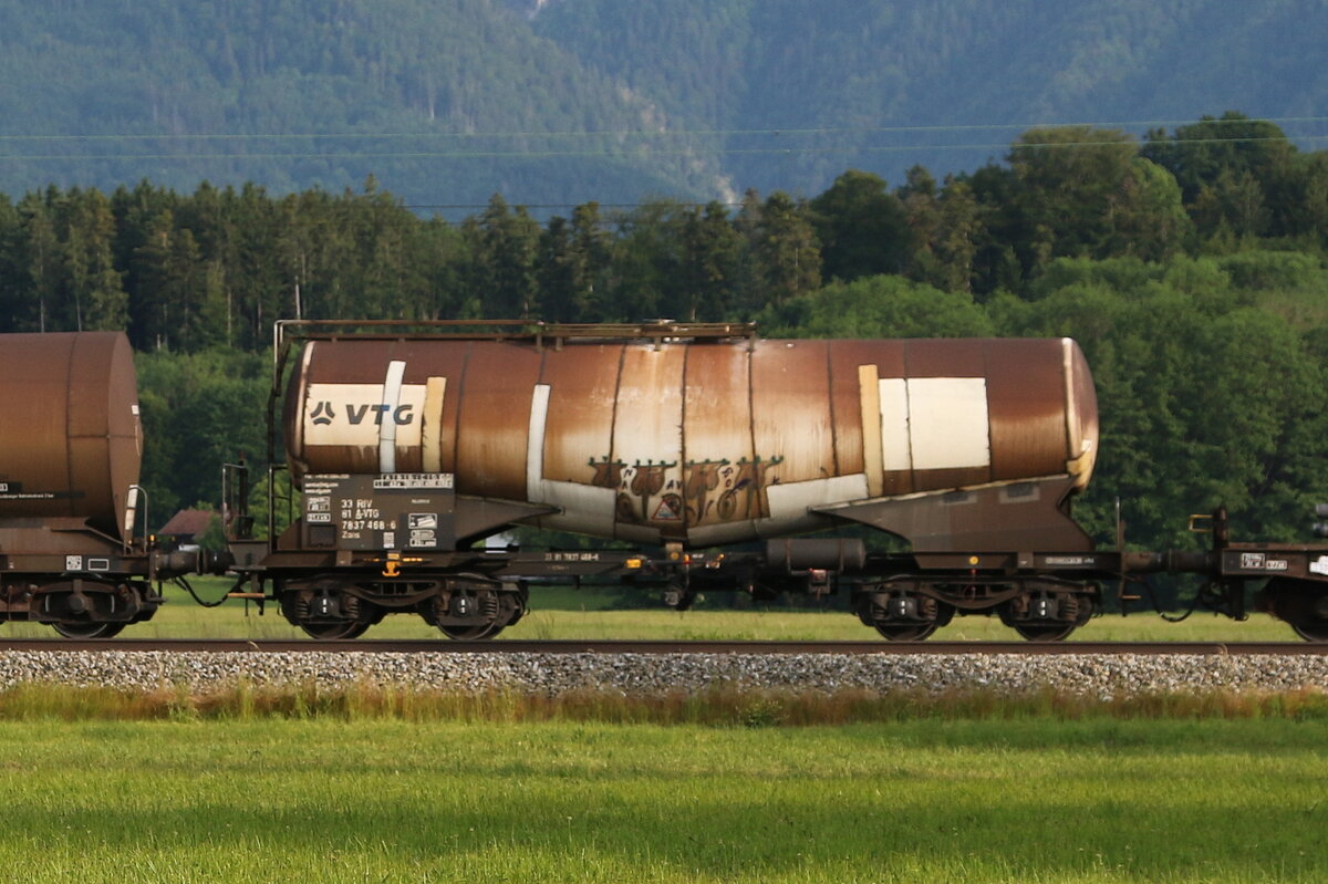 7837 468 (Zans) von  VTG  am 10. Juni 2021 bei bersee.