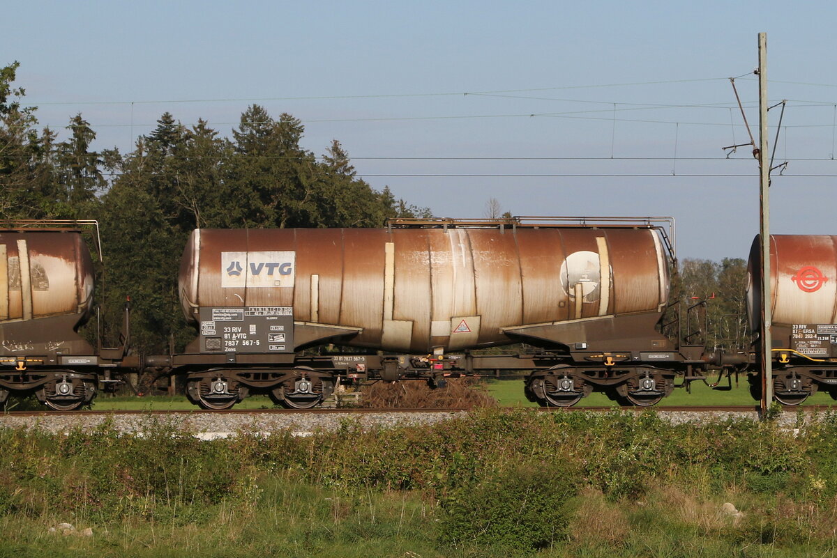 7837 567 (Zans) von  VTG  am 18. September 2024 bei Weisham.