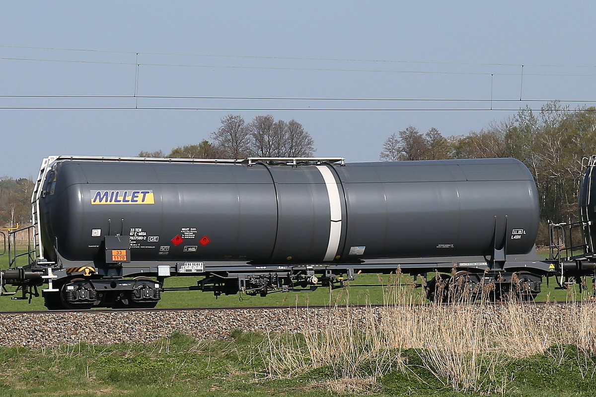 7837 580-2 (Zacns) von  MILLET  am 9. April 2017 bei Weisham.