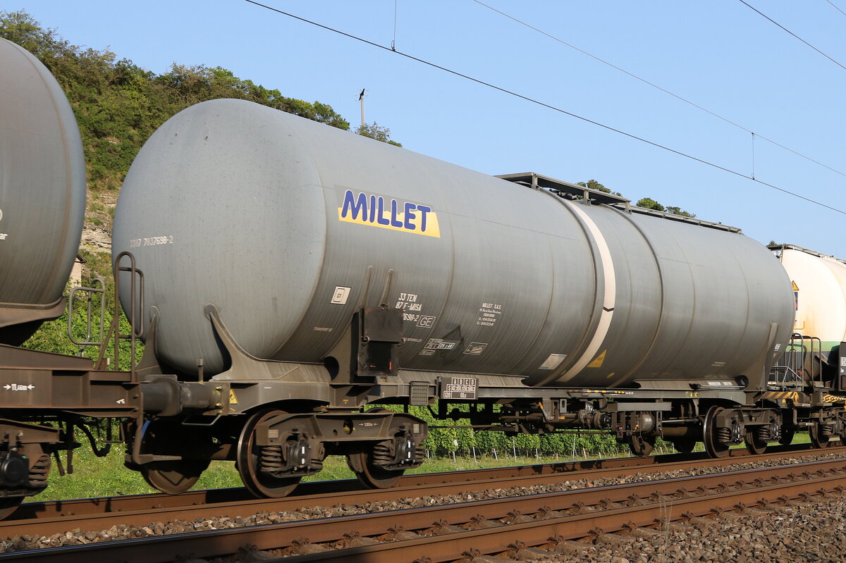 7837 698 (Zans) von  MILLET am 23. Juli 2021 bei Himmelstadt.