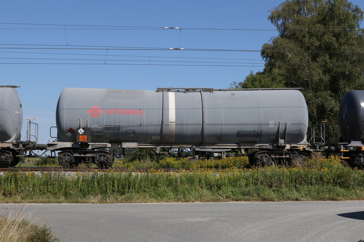 7841 712 (Zacns) von  ERMEWA  am 17. August 2022 bei bersee.