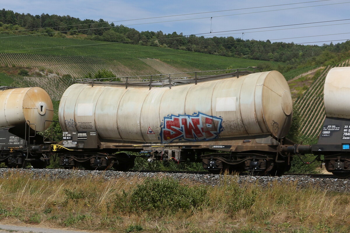7848 155 (Zans) von  ATIR-Rail2 am 5. August 2022 bei Thngersheim.