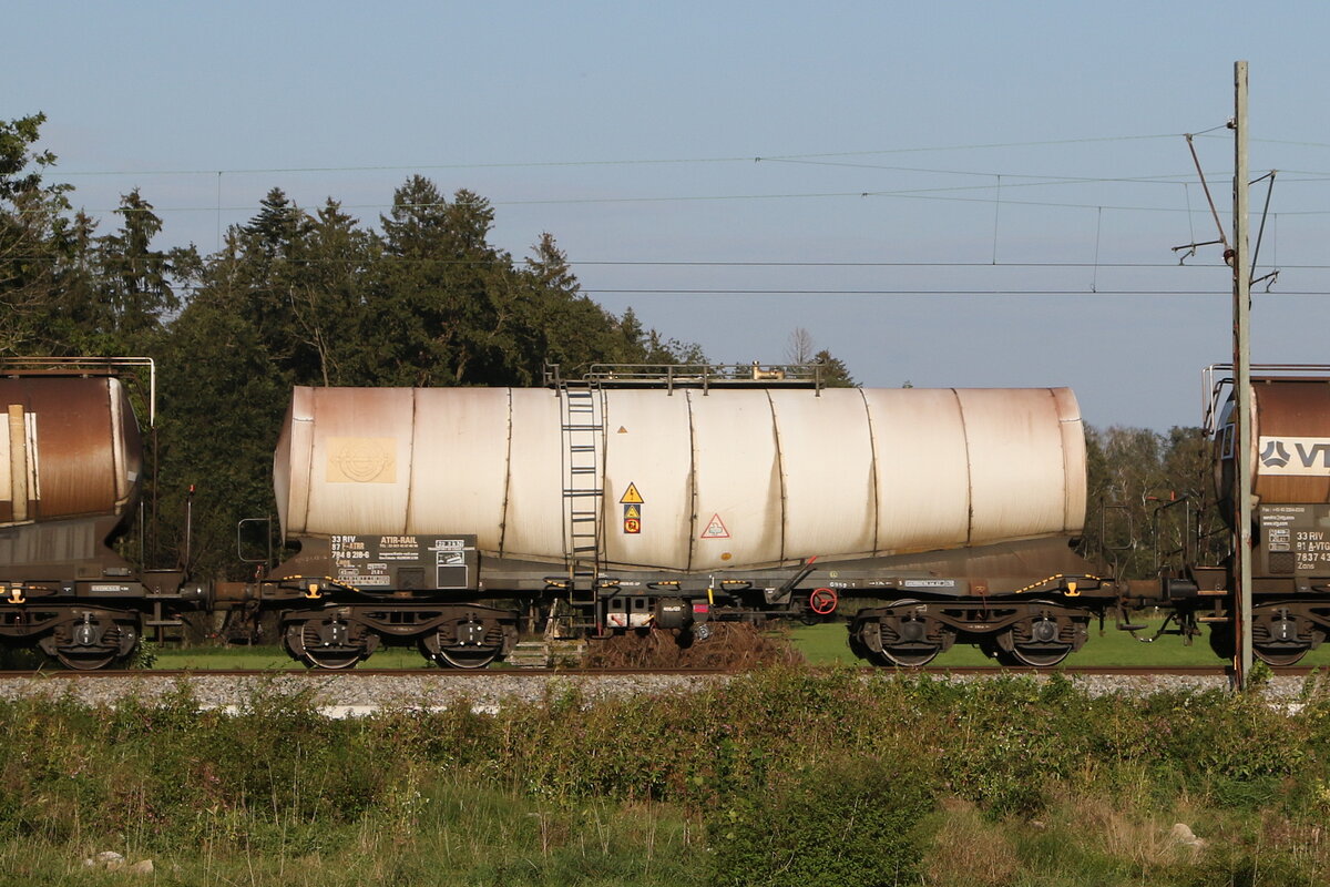 7848 218 (Zans) von  ATIR-RAIL  am 18. September 2024 bei Weisham.