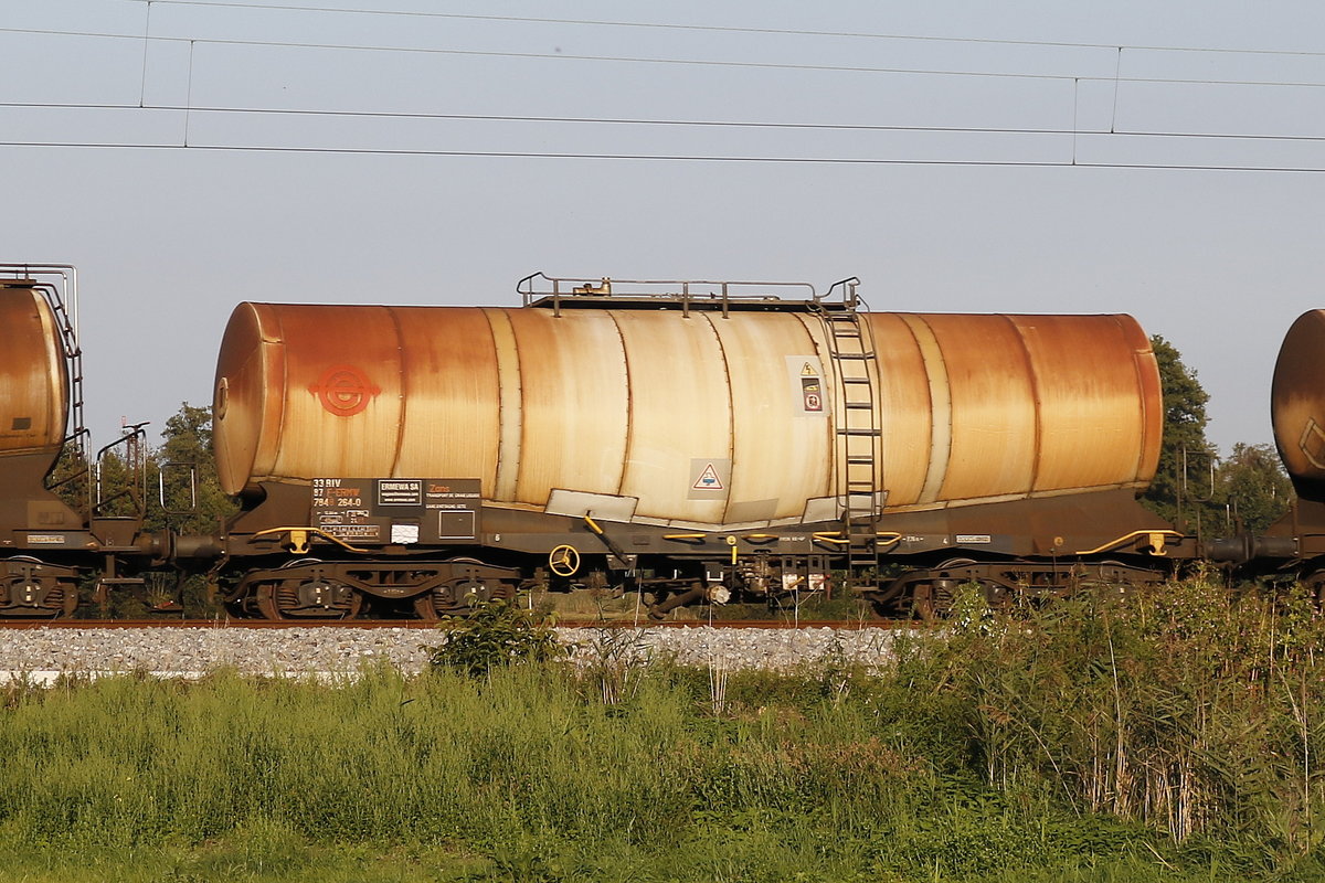 7848 264 (Zans) von  ERMEWA  am 19. September 2018 bei Bernau.