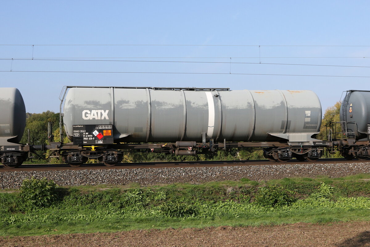 7848 620 (Zans) von  GATX  am 12. Oktober 2022 bei Himmelstadt.
