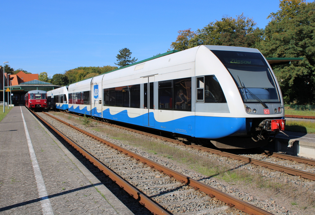 946 107-9 als RB 23(18822)von Swinoujscie Centrum nach Züssow kurz vor der Ausfahrt im Seebad Heringsdorf.09.10.2021