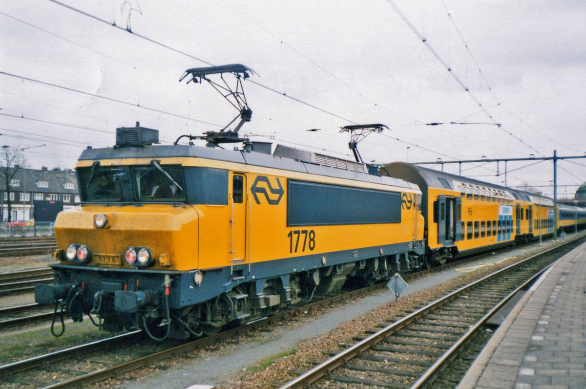 Am 10 September 1999 steht 1778 in Maastricht.