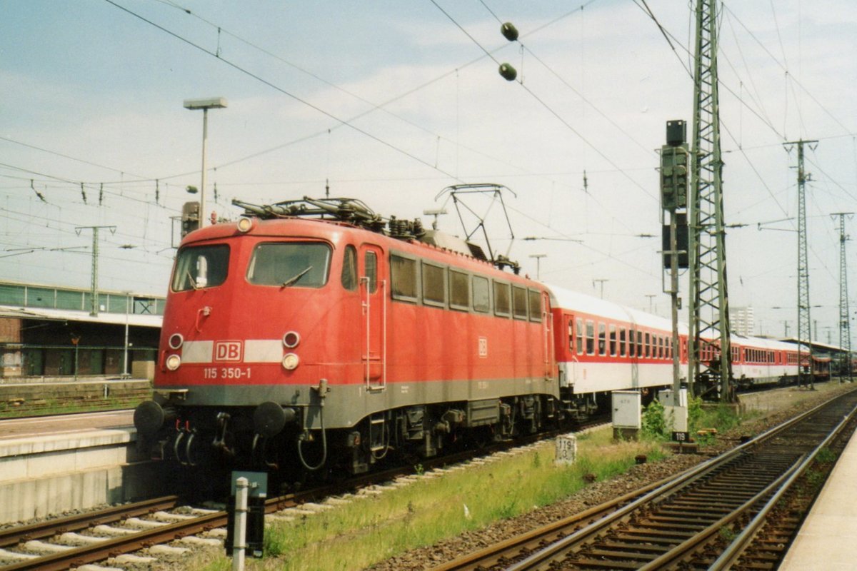 Am 14 Mai 2007 treft ein DBNZ mit 115 350 in Dortmund Hbf ein. 