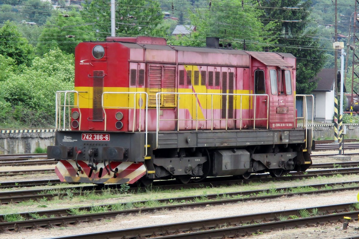 Am 14 Mai 2018 rangiert 742 386 in Zilina. 