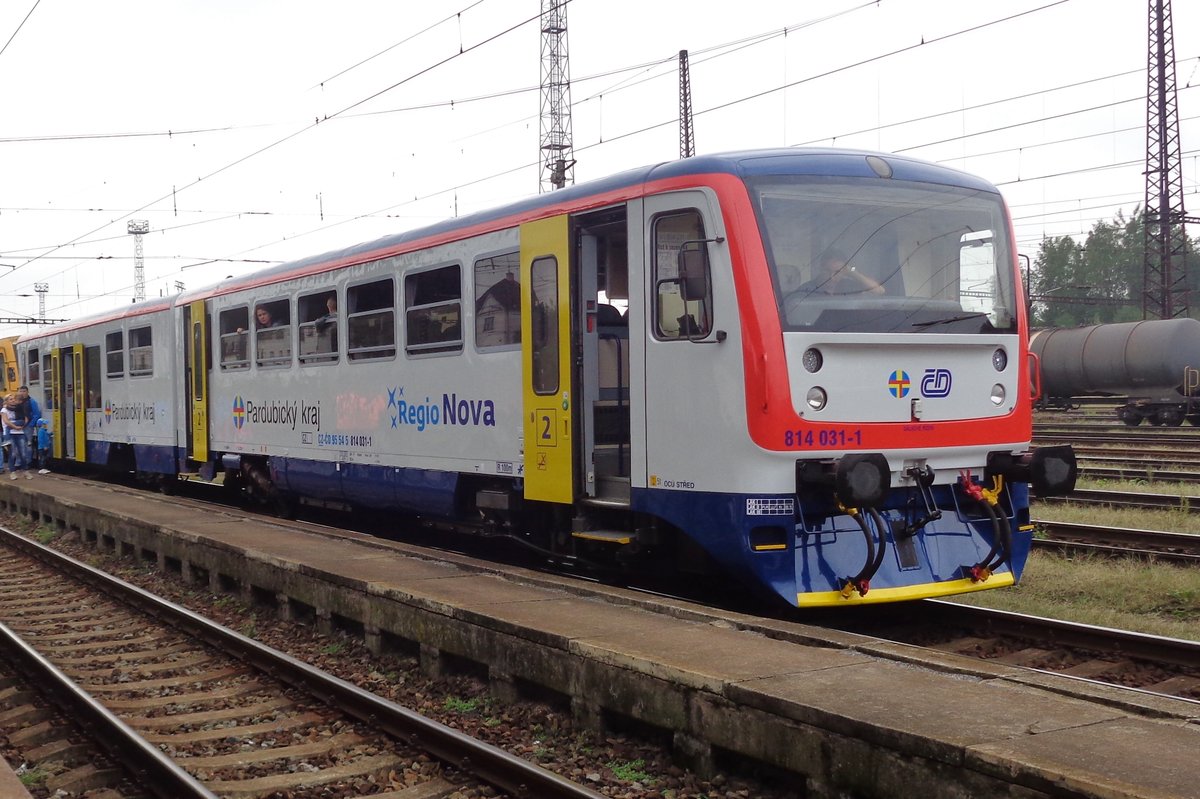 Am 15 September 2018 wirbt 814 031 in Ceska Trebova für die Region Pardubicky.