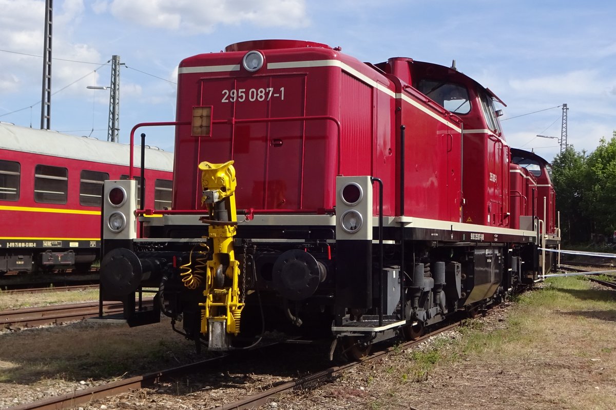 Am 2 Juni 2019 steht 295 087 in Nördlingen.