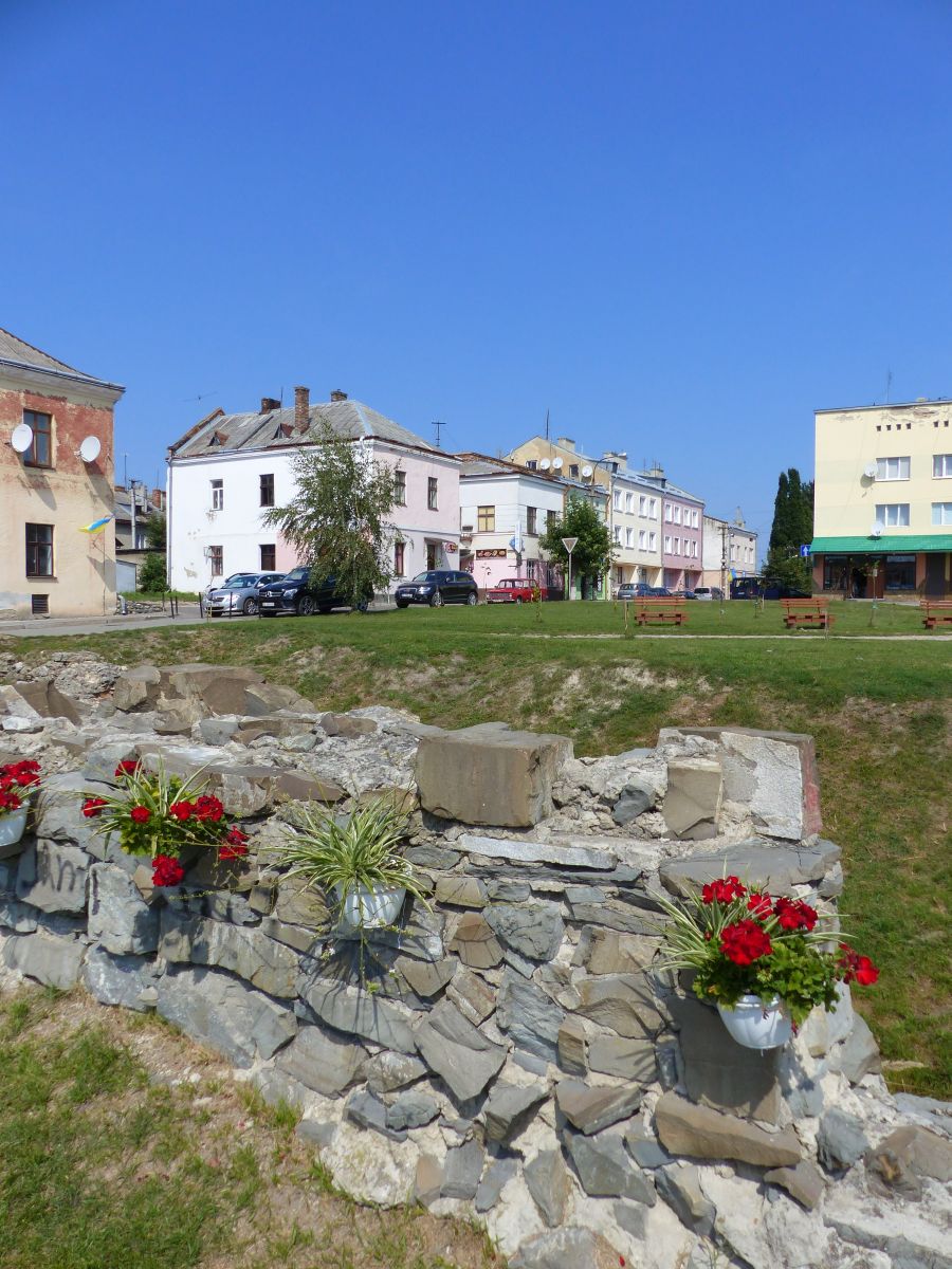 Archologische Ausgrabungen Lvivska Strasse, Zhovkva 25-08-2019.


Opgravingen Lvivska straat, Zhovkva 25-08-2019.