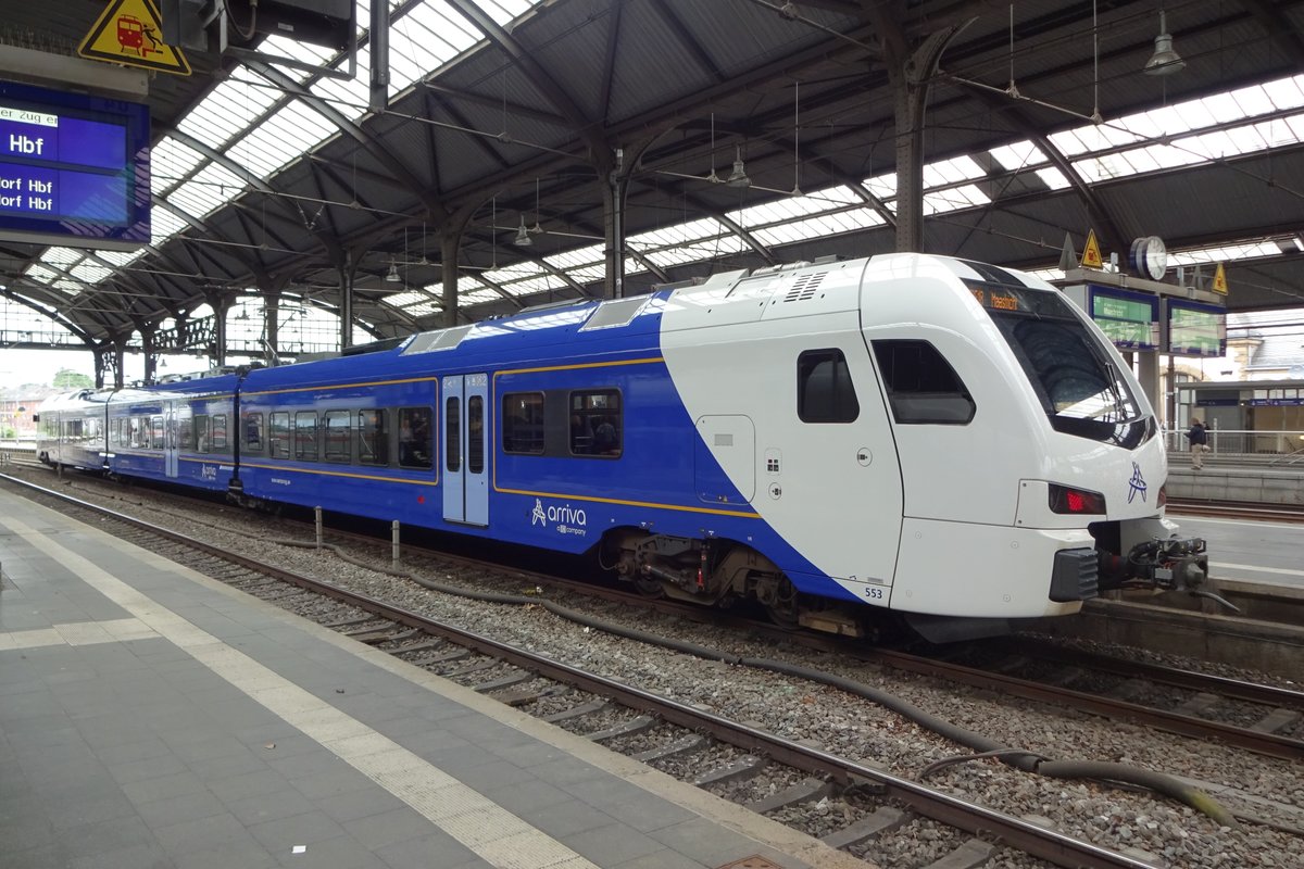 Arriva 553 steht am 3 Juni 2019 in Aachen Hbf.