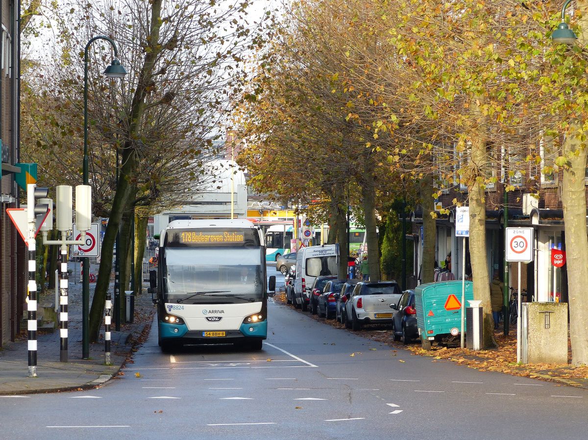 Arriva Bus 8824 DAF VDL Citea LLE120 Baujahr 2012. Vredebest, Gouda 22-11-2019.

Arriva bus 8824 DAF VDL Citea LLE120 bouwjaar 2012. Vredebest, Gouda 22-11-2019.