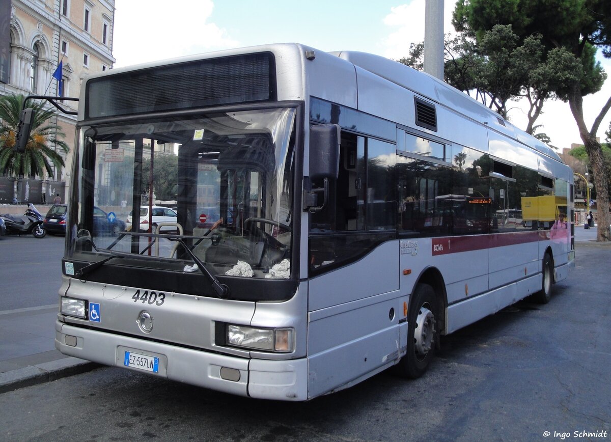 atac Rom | Nr. 4403 | EZ-557LN | Irisbus CityClass CNG | 20.09.2015 in Rom