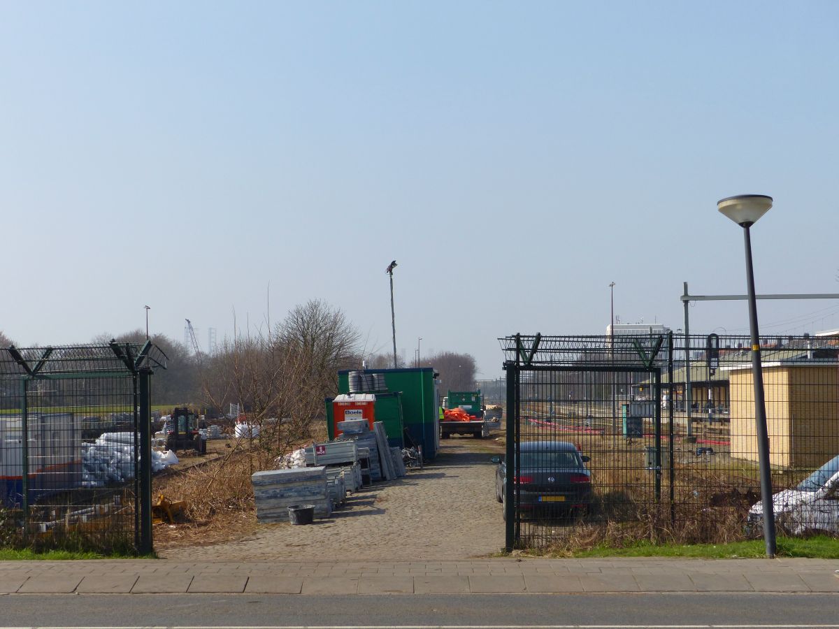 Bahnhof Vlaardingen Centrum 16-03-2017.

Toegang tot de losweg station Vlaardingen Centrum 16-03-2017.