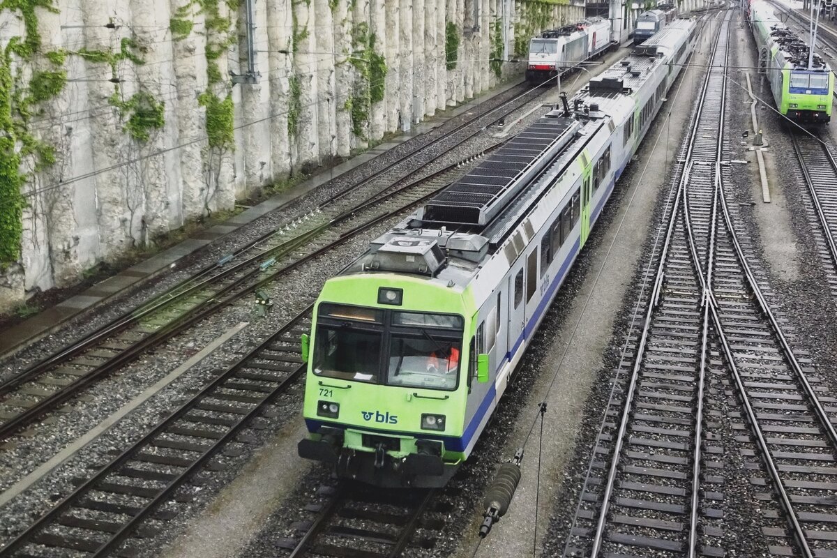 BLS 721 steht am 28 Mai 2019 in Spiez.