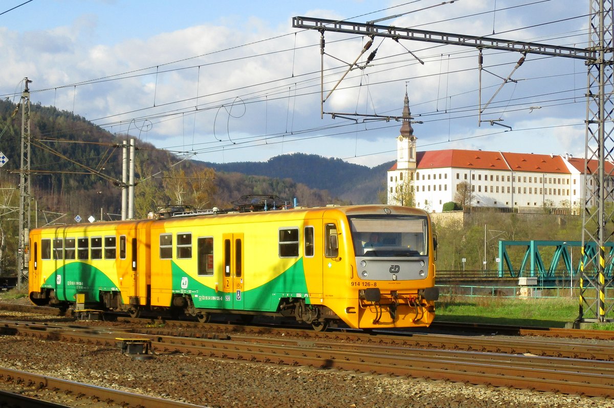 CD 814 126 verlässt am 6 April 2017 Decin hl.n.