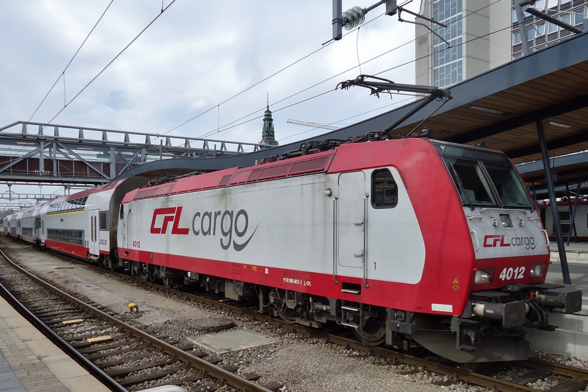 CFL 4012 steht am 8 Juni 2015 in Luxembourg.