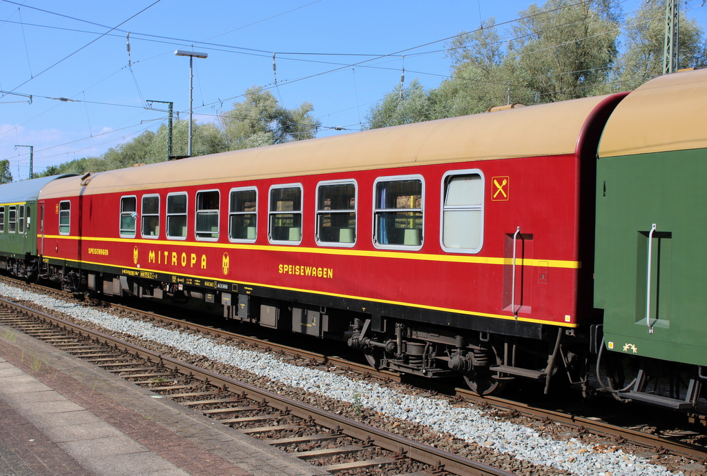 D-WFL 75 80 88-70 003-7 WRm 130 stand am Nachmittag in Rostock-Bramow.10.08.2024