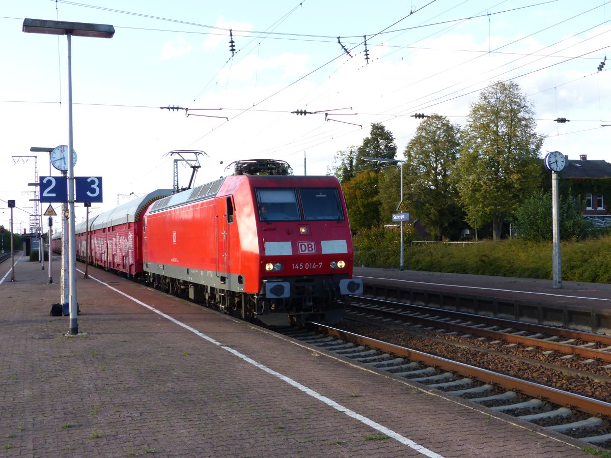 DB Cargo Lok 145 014-7 Gleis 3 Salzbergen 28-09-2018.

DB Cargo loc 145 014-7 spoor 3 Salzbergen 28-09-2018.