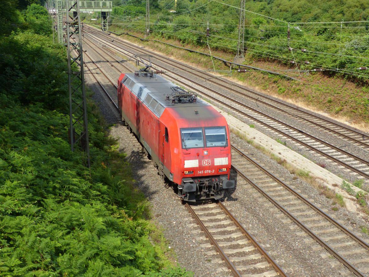 DB Cargo Lok 145 078-2 Abzweig Lotharstrasse, Aktienweg, Duisburg 13-07-2017.

DB Cargo loc 145 078-2 Abzweig Lotharstrasse, Aktienweg, Duisburg 13-07-2017.