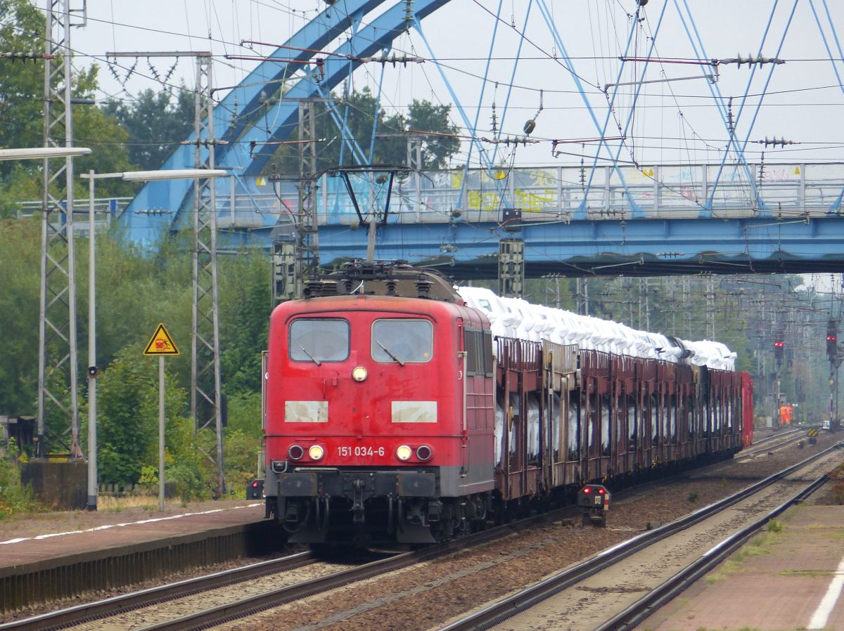 DB Cargo Lok 151 034-6 Gleis 4 Salzbergen 17-08-2018.
DB Cargo loc 151 034-6 spoor 4 Salzbergen 17-08-2018.