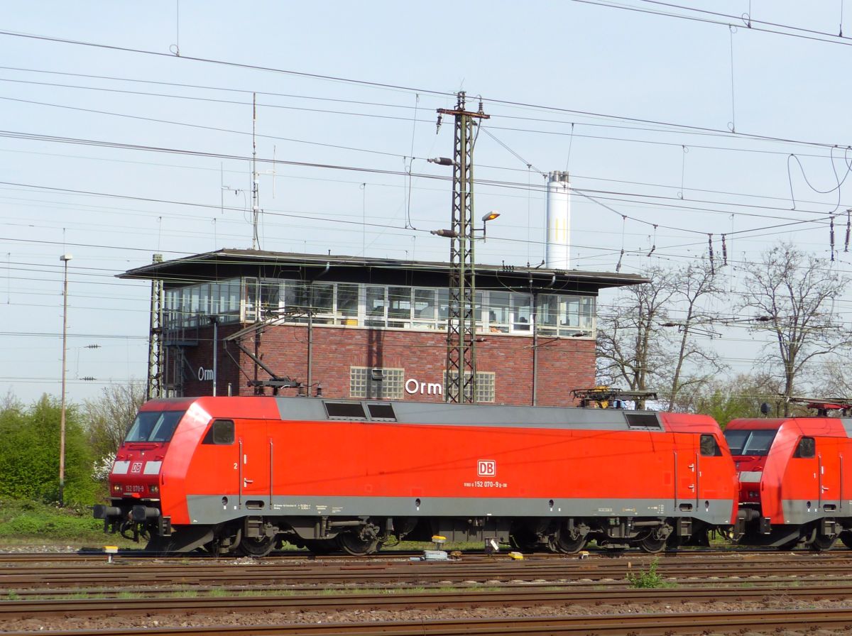 DB Cargo Lok 152 070-9 und 152 168-1 Gterbahnhof Oberhausen West 31-03-2017.


DB Cargo loc 152 070-9 en 152 168-1 goederenstation Oberhausen West 31-03-2017.