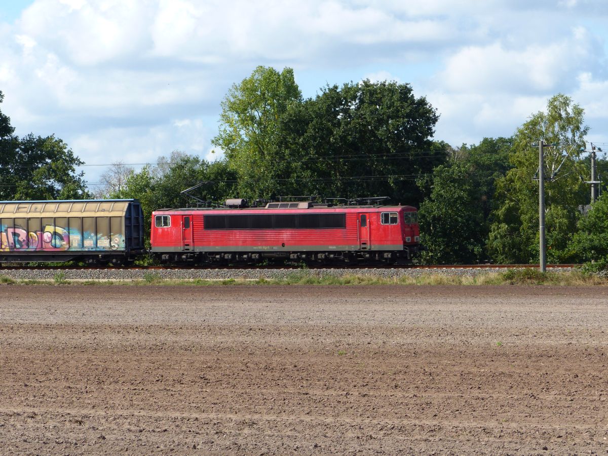 DB Cargo Lok 155 004-5 Bernte, Emsbren 13-09-2018.

DB Cargo loc 155 004-5 Bernte, Emsbren 13-09-2018.