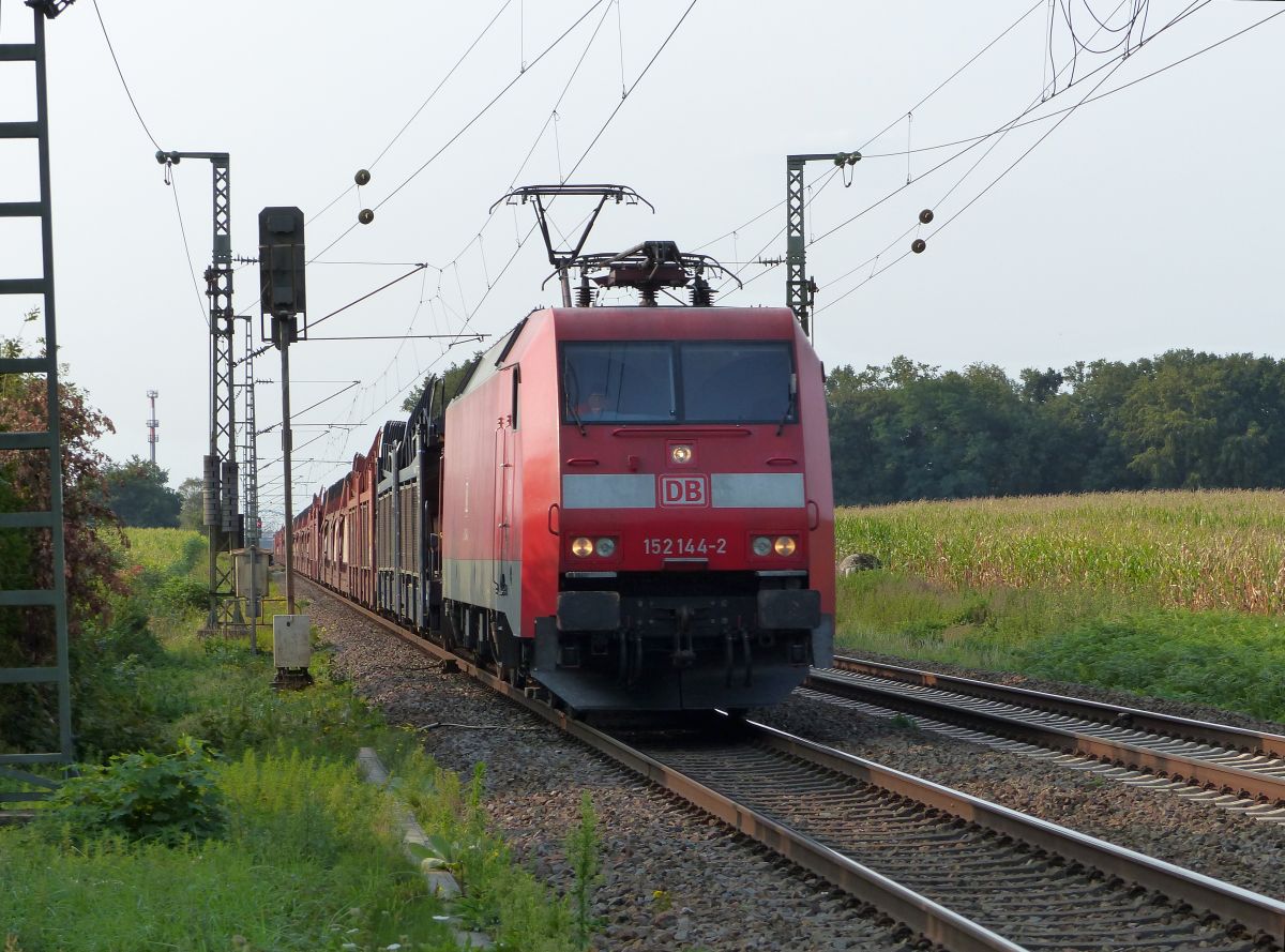 DB Cargo Lokomotive 152 144-2 Devesstrae, Salzbergen 11-09-2020.

DB Cargo locomotief 152 144-2 Devesstrae, Salzbergen 11-09-2020.