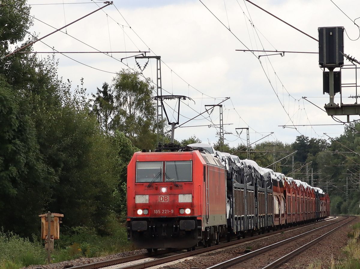 DB Cargo Lokomotive 185 221-9 Devesstrae, Salzbergen 16-09-2021.

DB Cargo locomotief 185 221-9 Devesstrae, Salzbergen 16-09-2021.