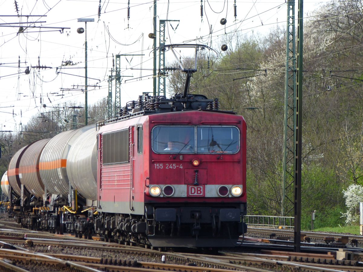 DB Schenker Lok 155 245-4 Rangierbahnhof Kln Gremberg. Porzer Ringstrae, Kln 31-03-2017.

DB Schenker loc 155 245-4 rangeerstation Keulen Gremberg. Porzer Ringstrae, Keulen 31-03-2017.