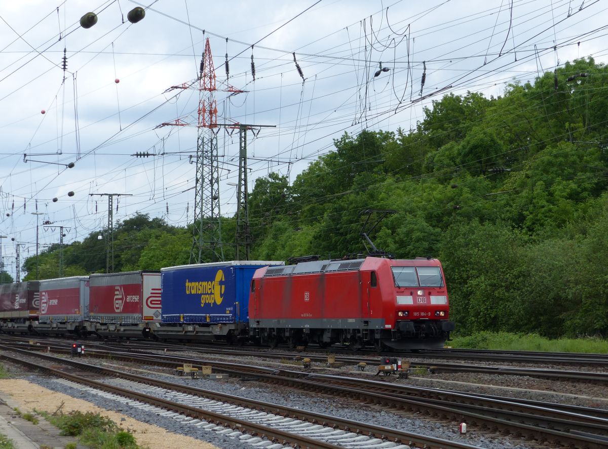 DB Schenker Lok 185 184-9 Rangierbahnhof Kln Gremberg 20-05-2016.

DB Schenker loc 185 184-9 rangeerstation Keulen Gremberg 20-05-2016.