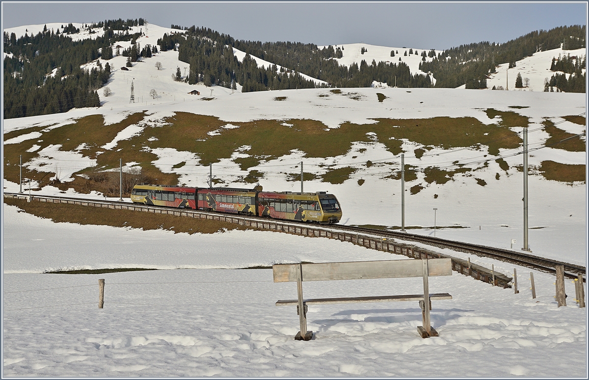 Der  Lenkerpendel  in seiner  Normalfarbe  au der Fahrt Richtung Gstaad zwischen Schönried und Zweisimmen.
10. Jan. 2018