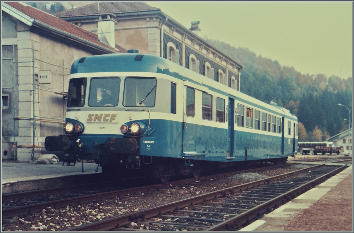 Der XABD 2830 in Morez. 
Oktober 1985