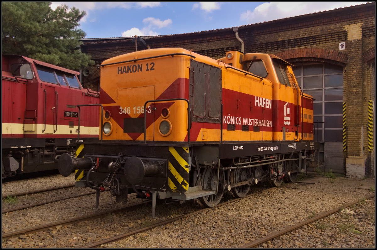 Die HAKON 12 / 346 171-2, Eigentum der Dampflokfreunde Berlin e. V., stand w�hrend des 15. Berliner Eisenbahnfest am 15.09.2018 vor dem Lokschuppen im Betriebsbahnhof Sch�neweide und zeigte sich den Besuchern.