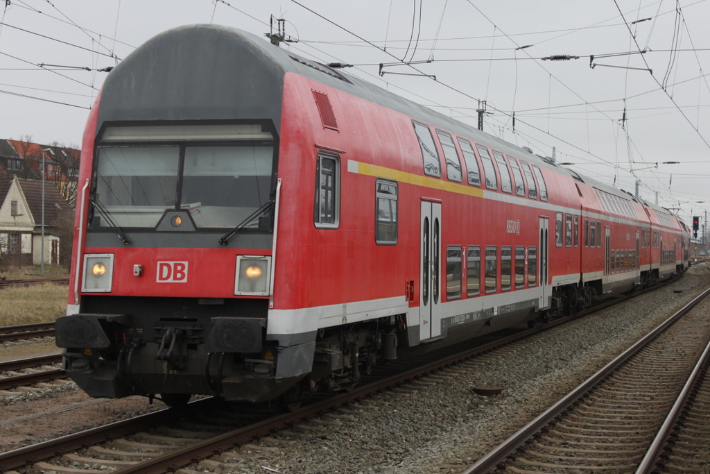 Die Legende des Warnem�nde-Express Sie geht auch im Fahrplan-Jahr 2016 weiter am 26.03.2016 fuhr DABbuza 760 als RE 18490 von Berlin Hbf(tief)nach Rostock Hbf im Rostocker Hbf rein.